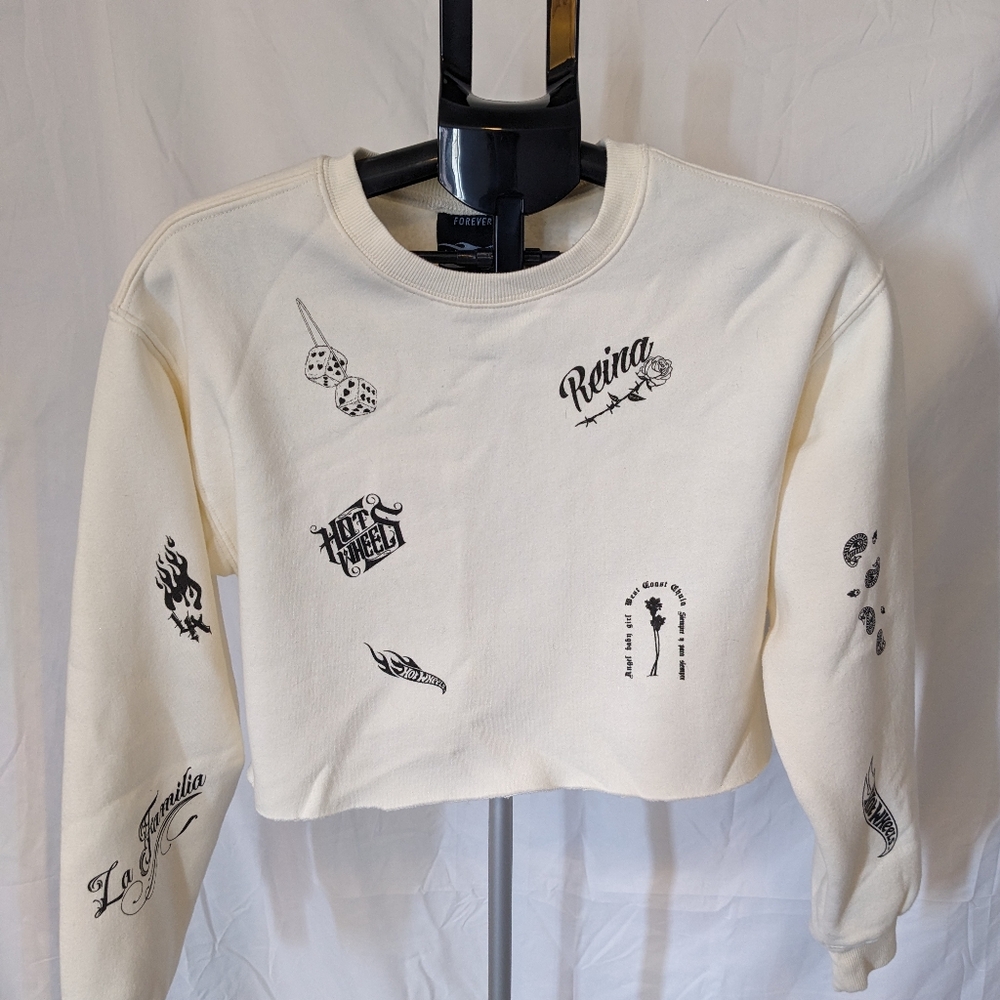 Hot wheels forever 21 cropped sweater size m